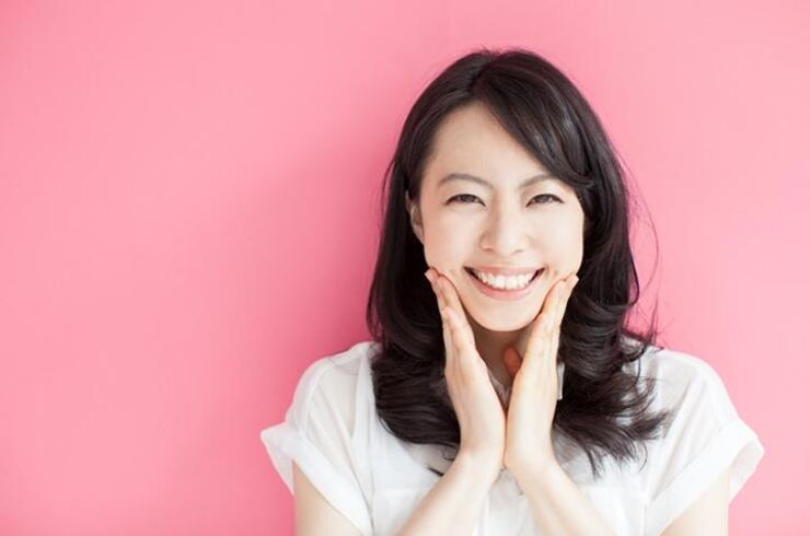 喜びの女性